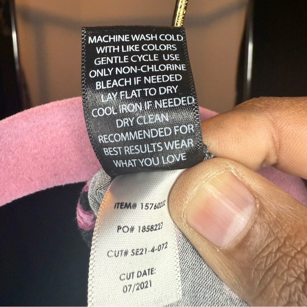 Torrid size 4(26) Black Sleepwear Dress with Pink and Blue Zodiac Sign - Picture 3 of 7